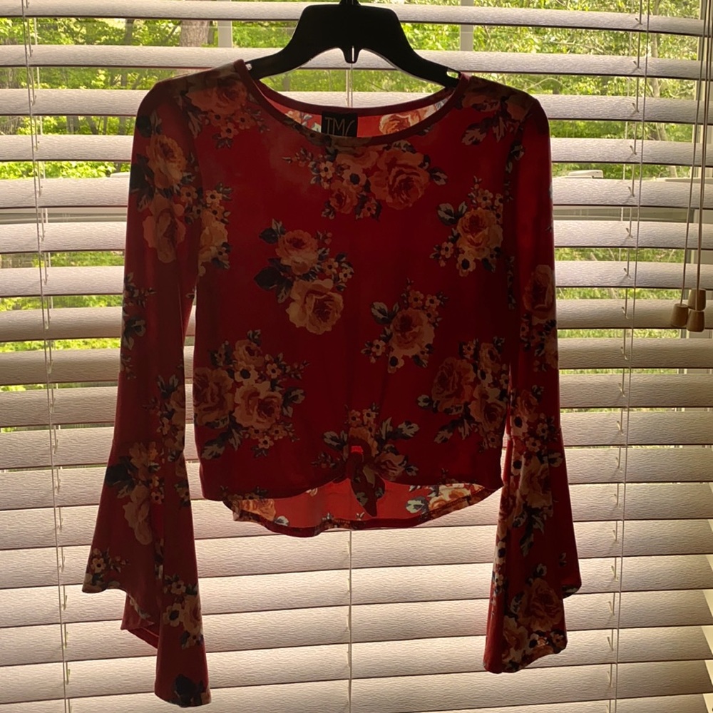Colorful flower top